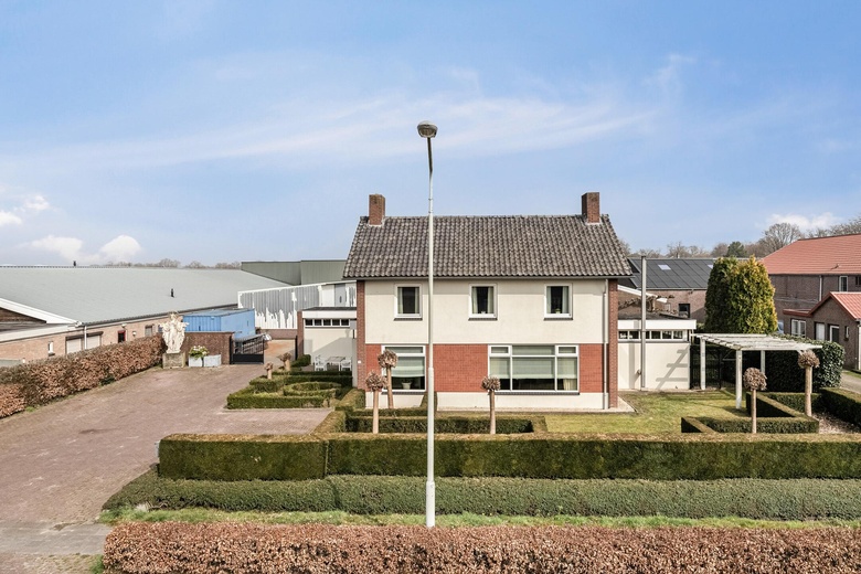 BedrijfsruimteaanLieropsedijk 8<br/> inSomeren