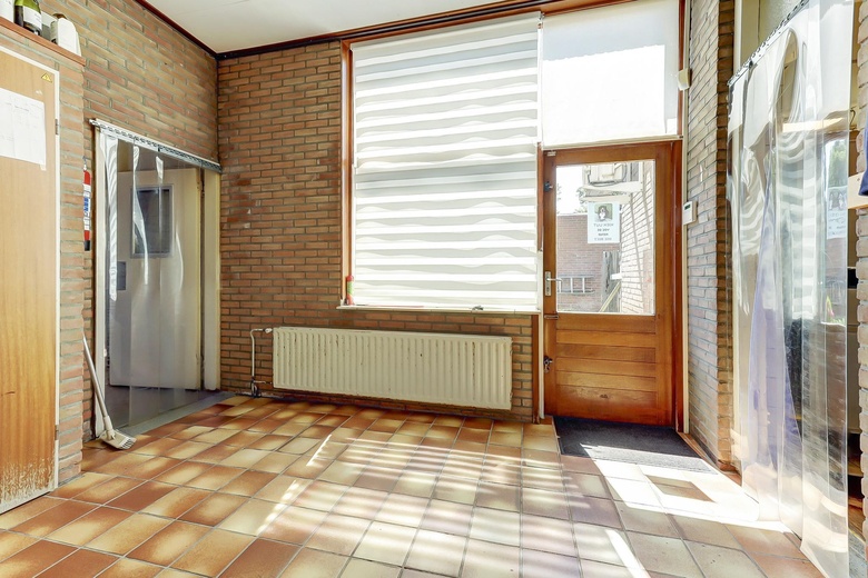 WinkelruimteaanMolendijk 21<br/> in's-Heerenhoek WinkelruimteaanMolendijk 21<br/> in's-Heerenhoek