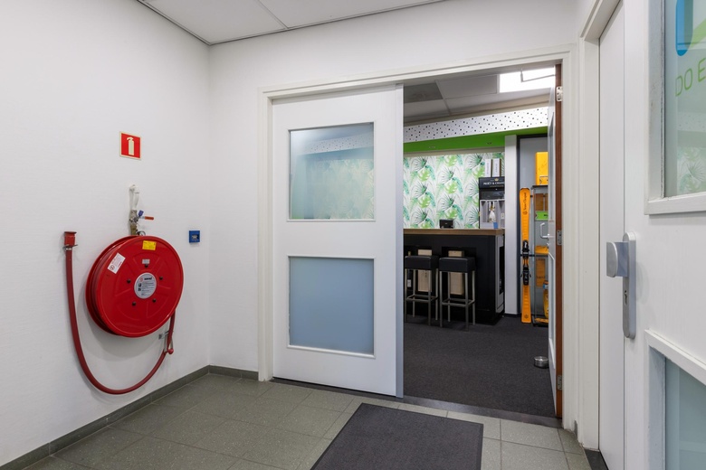 KantoorruimteaanLemelerberg 25 - 27<br/> inAlphen aan den Rijn