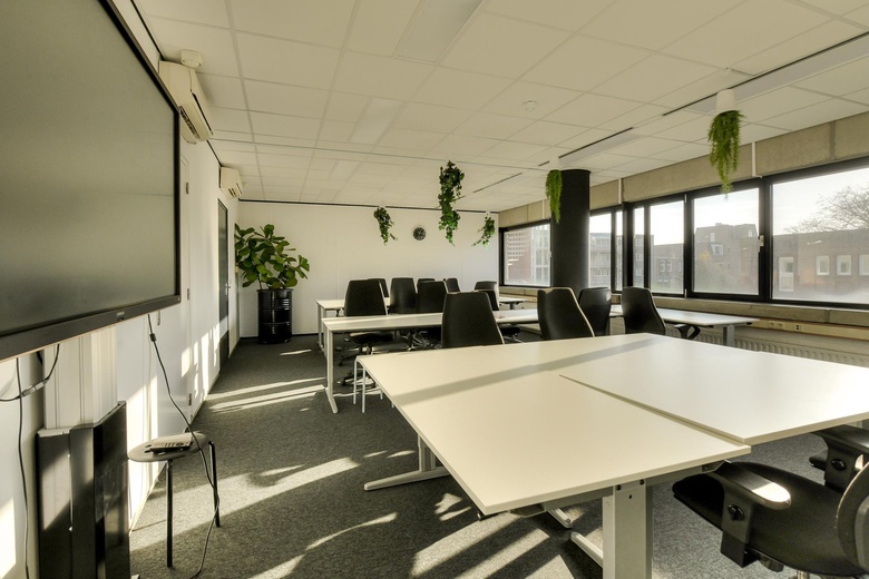 KantoorruimteaanStationsplein 3<br/> inBreda KantoorruimteaanStationsplein 3<br/> inBreda