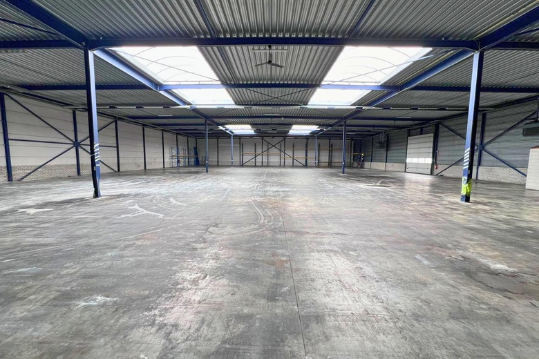 BedrijfsruimteaanHazeldonk 6471 - 6473<br/> inBreda