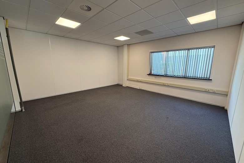 KantoorruimteaanVlierberg 4 01<br/> inEemnes