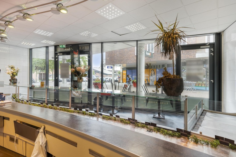 WinkelruimteaanZonstraat 34<br/> inEnschede WinkelruimteaanZonstraat 34<br/> inEnschede
