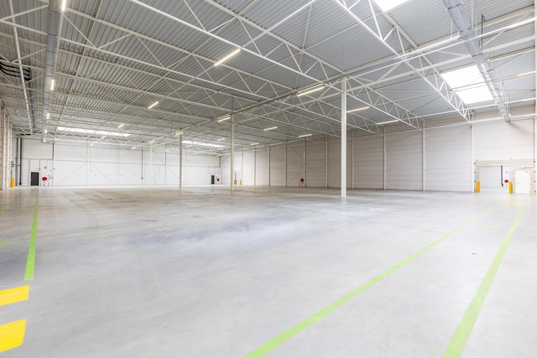 BedrijfsruimteaanPaderbornstraat 1<br/> inZwolle BedrijfsruimteaanPaderbornstraat 1<br/> inZwolle