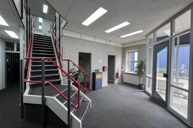 BedrijfsruimteaanSluispolderweg 44 C<br/> inZaandam BedrijfsruimteaanSluispolderweg 44 C<br/> inZaandam