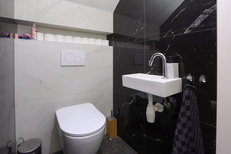 BedrijfsruimteaanSchutweg 21 19<br/> inLelystad