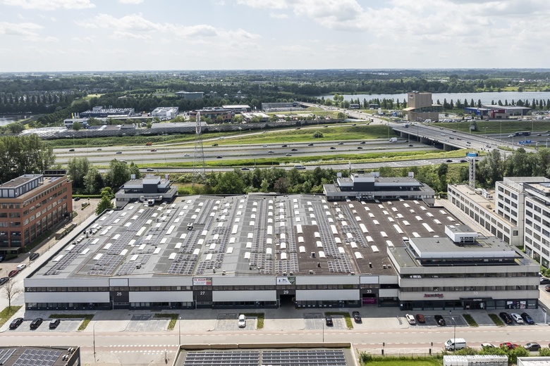 BedrijfsruimteaanZonnebaan 25 - 27<br/> inUtrecht