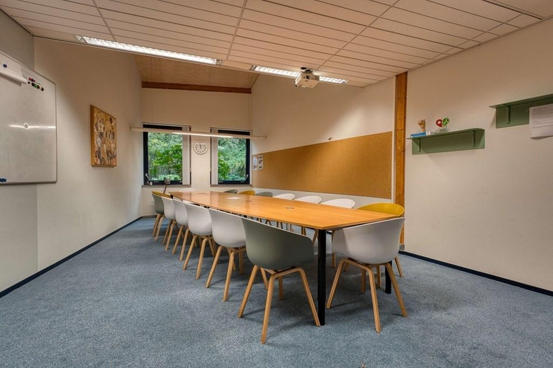 KantoorruimteaanHoraplantsoen 20<br/> inEde