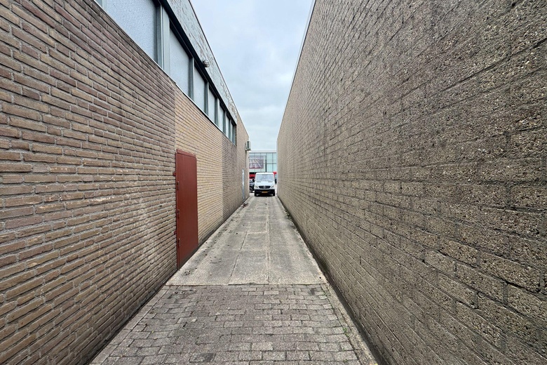 BedrijfsruimteaanMoeskampweg 10<br/> inDen Bosch BedrijfsruimteaanMoeskampweg 10<br/> inDen Bosch