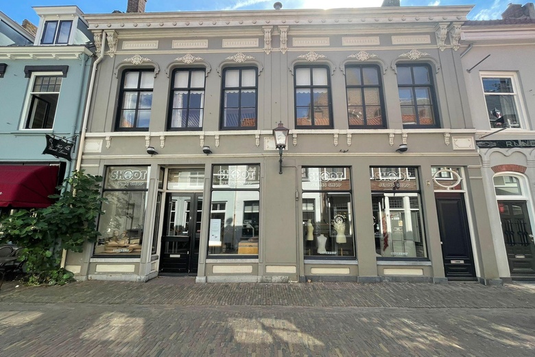 Bekijk foto 1 van Peperstraat 14 Bekijk foto 1 van Peperstraat 14