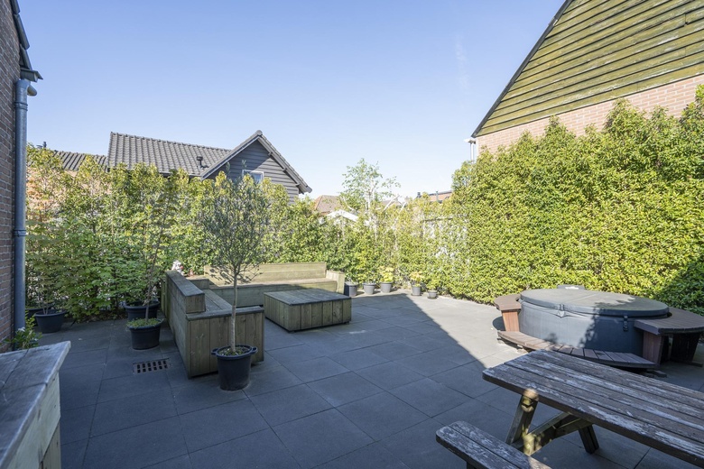 BedrijfsruimteaanTorenstraat 14<br/> inHeukelum BedrijfsruimteaanTorenstraat 14<br/> inHeukelum