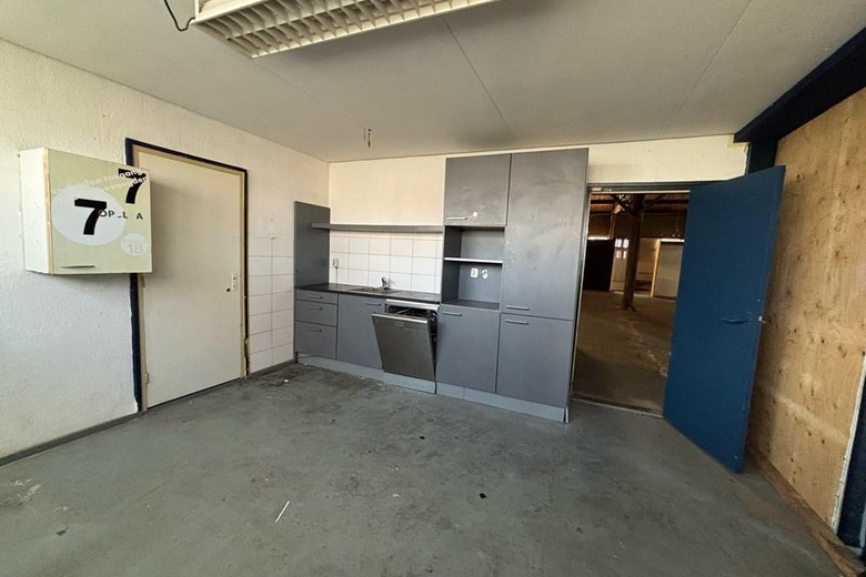 BedrijfsruimteaanMeubelweg 2 E<br/> inEmmeloord BedrijfsruimteaanMeubelweg 2 E<br/> inEmmeloord