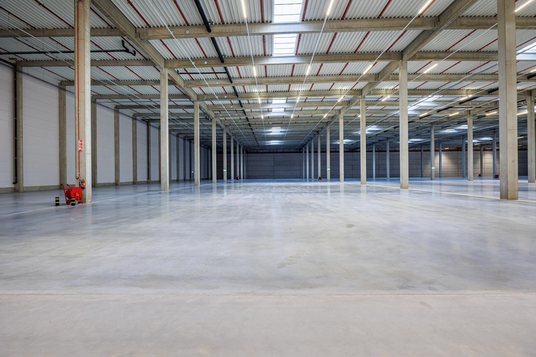 BedrijfsruimteaanRietgraaf 10 - 12<br/> inOosterhout