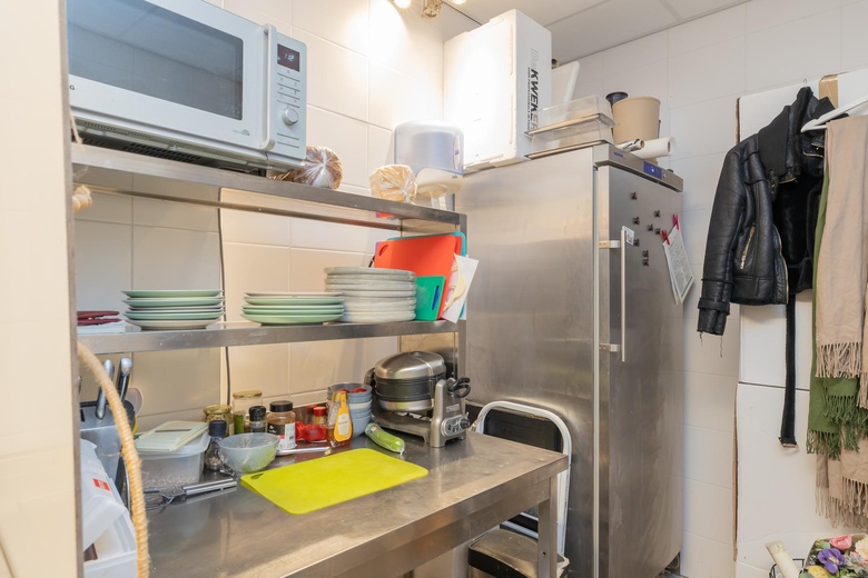 WinkelruimteaanKanaalstraat 68<br/> inLisse