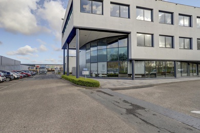 Bekijk foto 2 van Hoogeveenenweg 100