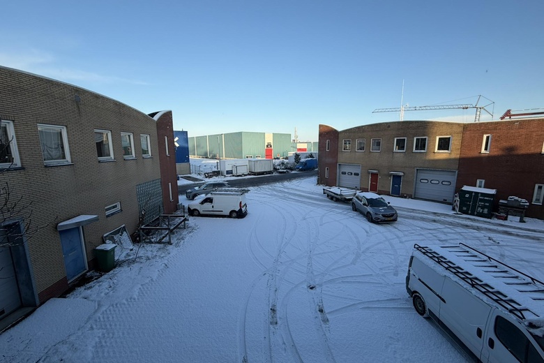 BedrijfsruimteaanNijverheidstraat 24 a<br/> inEdam