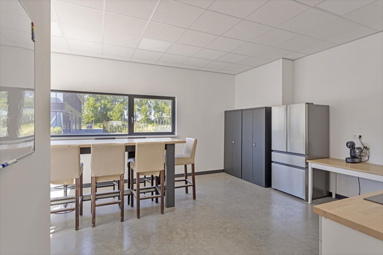 BedrijfsruimteaanDaniëlsweg 16<br/> inHeinkensand