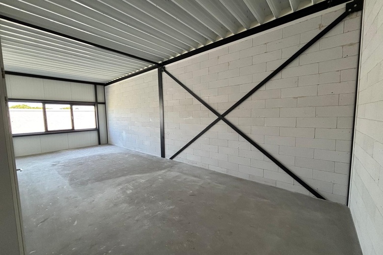 BedrijfsruimteaanFriezenstraat 12 N<br/> inRosmalen BedrijfsruimteaanFriezenstraat 12 N<br/> inRosmalen