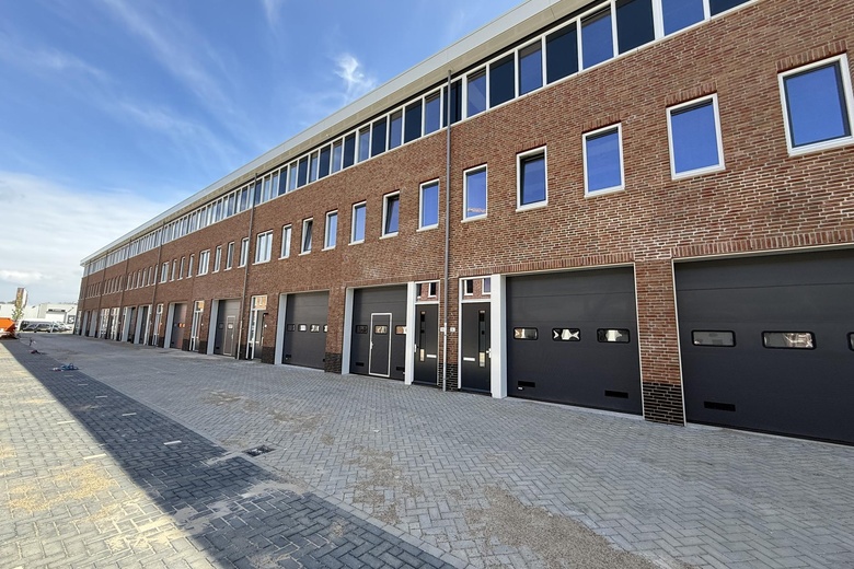 Bekijk foto 1 van Nijverheidslaan 8 L Bekijk foto 1 van Nijverheidslaan 8 L
