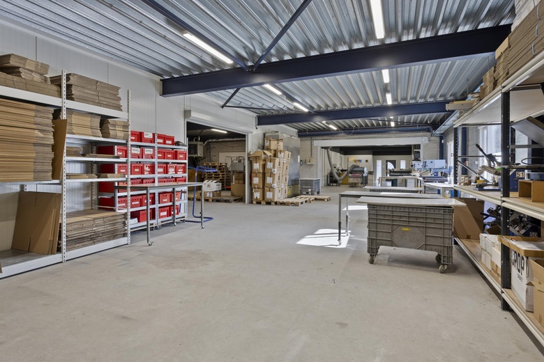 BedrijfsruimteaanEerste Zeine 86 a<br/> inWaalwijk BedrijfsruimteaanEerste Zeine 86 a<br/> inWaalwijk