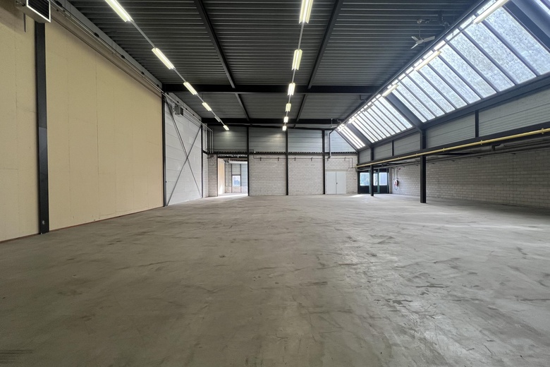 BedrijfsruimteaanStephensonweg 8<br/> inGorinchem BedrijfsruimteaanStephensonweg 8<br/> inGorinchem