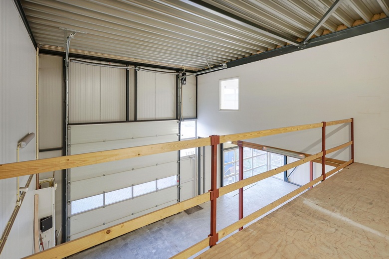 BedrijfsruimteaanAngstelpark 201<br/> inNieuwersluis