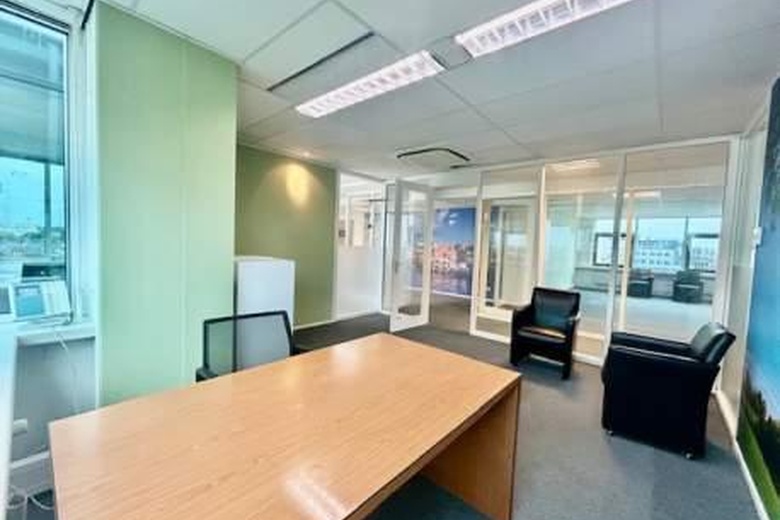 KantoorruimteaanSchuttersveld 2-4<br/> inLeiden