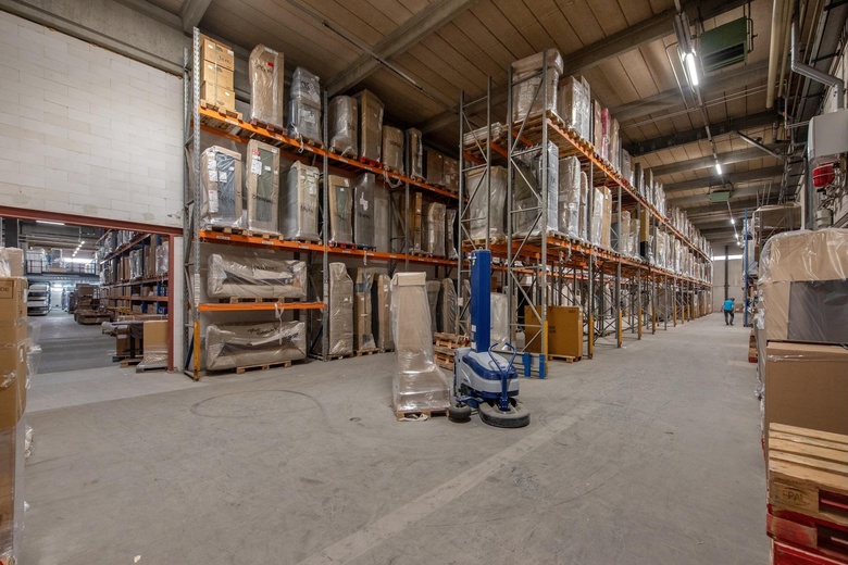 BedrijfsruimteaanLimpergstraat 8<br/> inRijswijk