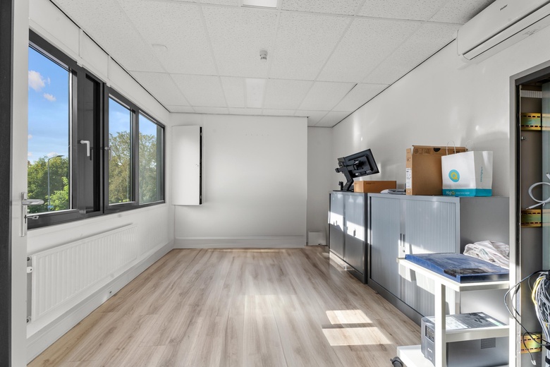 BedrijfsruimteaanMoeskampweg 20<br/> inDen Bosch BedrijfsruimteaanMoeskampweg 20<br/> inDen Bosch