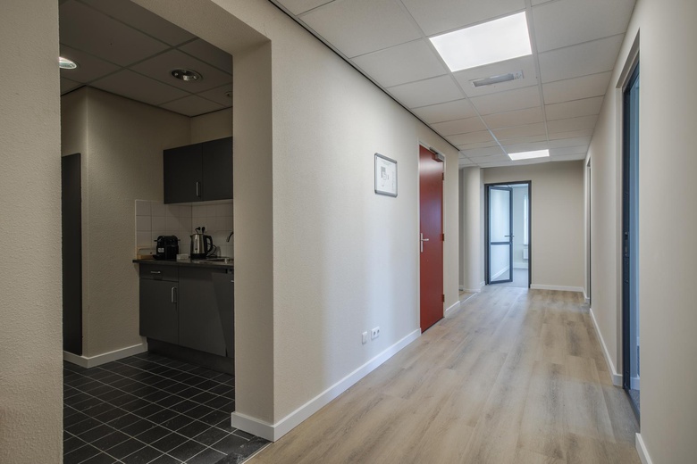KantoorruimteaanMercurion 24<br/> inZevenaar KantoorruimteaanMercurion 24<br/> inZevenaar
