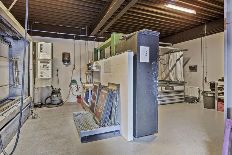 BedrijfsruimteaanEerste Zeine 86 a<br/> inWaalwijk BedrijfsruimteaanEerste Zeine 86 a<br/> inWaalwijk