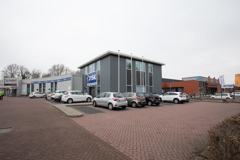 WinkelruimteaanDikkensweg 24<br/> inWierden WinkelruimteaanDikkensweg 24<br/> inWierden