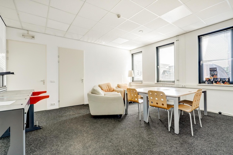 BedrijfsruimteaanWestbaan 275<br/> inMoordrecht BedrijfsruimteaanWestbaan 275<br/> inMoordrecht