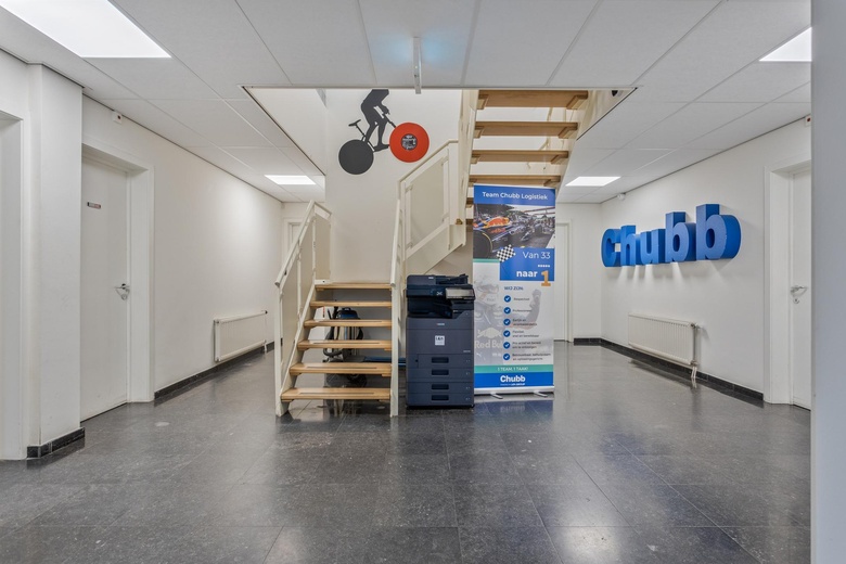 BedrijfsruimteaanZandzuigerstraat 52<br/> inAlmere BedrijfsruimteaanZandzuigerstraat 52<br/> inAlmere