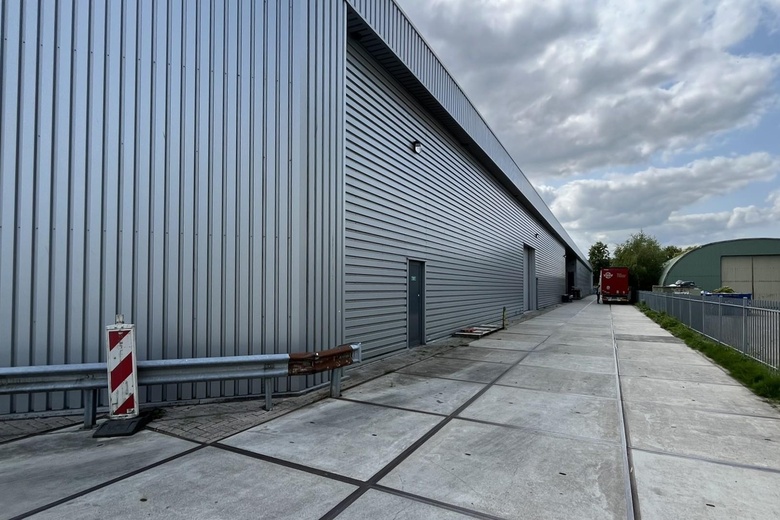 BedrijfsruimteaanRietveldenweg 55 B<br/> inDen Bosch BedrijfsruimteaanRietveldenweg 55 B<br/> inDen Bosch