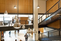 Bekijk foto 3 van Hofplein 20