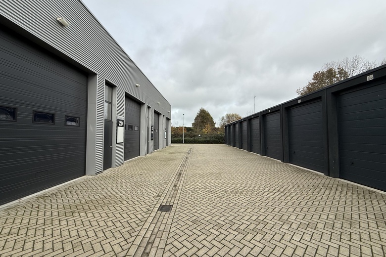 BedrijfsruimteaanNassau Dwarsstraat 18<br/> inVlijmen