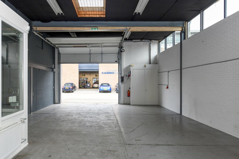 BedrijfsruimteaanEnergiestraat 33<br/> inNaarden BedrijfsruimteaanEnergiestraat 33<br/> inNaarden