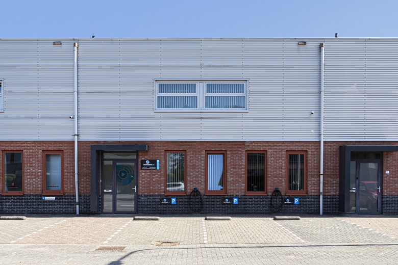 Bekijk foto 1 in  aan de  in 