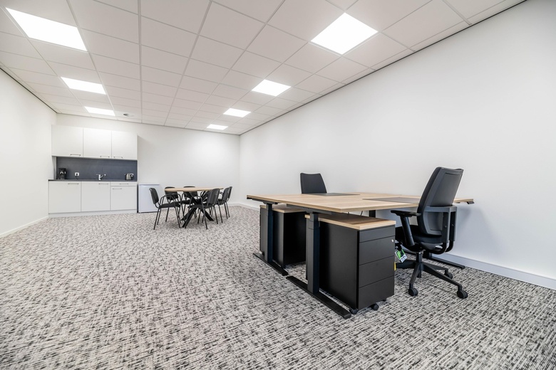 KantoorruimteaanVerre weide 5<br/> inVeen KantoorruimteaanVerre weide 5<br/> inVeen