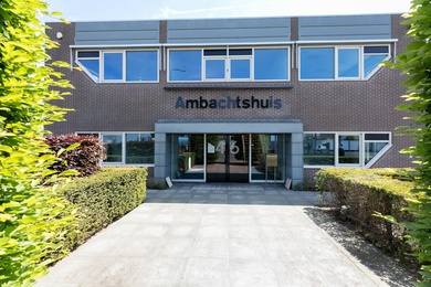 Bekijk foto 2 van Ambachtsweg 46