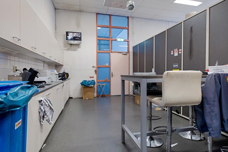 BedrijfsruimteaanJarmuiden 54<br/> inAmsterdam