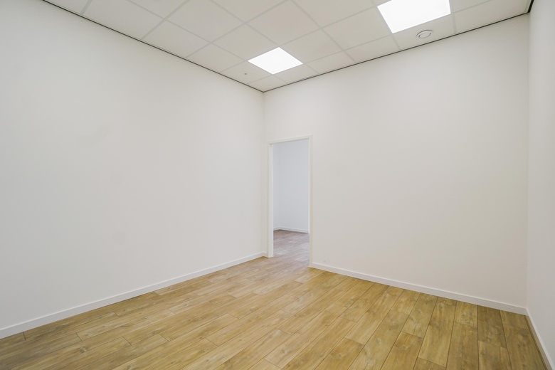 BedrijfsruimteaanMiddelblok 136 d<br/> inGouderak