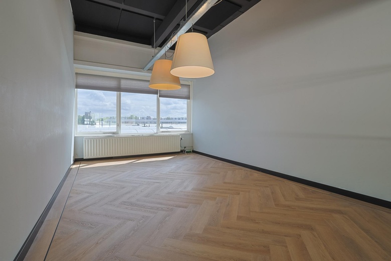 BedrijfsruimteaanFlevolaan 38<br/> inWeesp BedrijfsruimteaanFlevolaan 38<br/> inWeesp