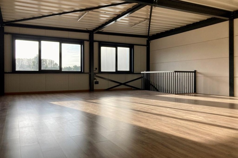 BedrijfsruimteaanLandauer 26<br/> inZeewolde