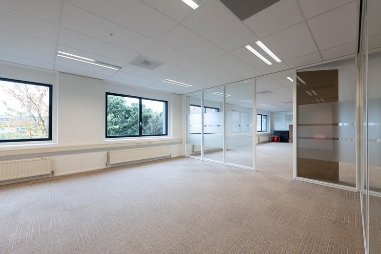 KantoorruimteaanThorbeckelaan 82 C<br/> inSpijkenisse KantoorruimteaanThorbeckelaan 82 C<br/> inSpijkenisse