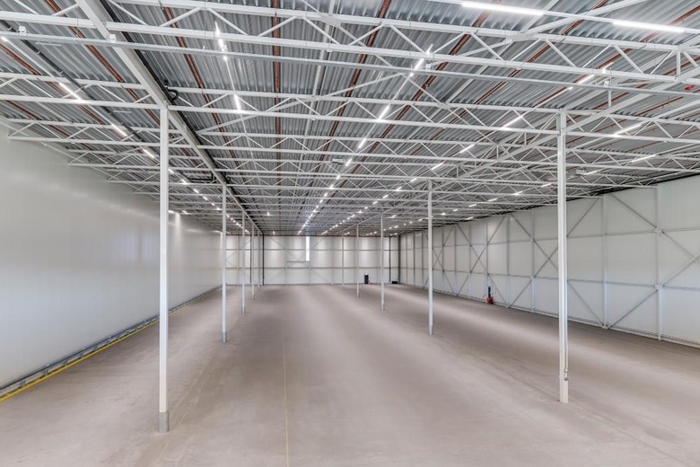 BedrijfsruimteaanChangiweg 5<br/> inRozenburg BedrijfsruimteaanChangiweg 5<br/> inRozenburg