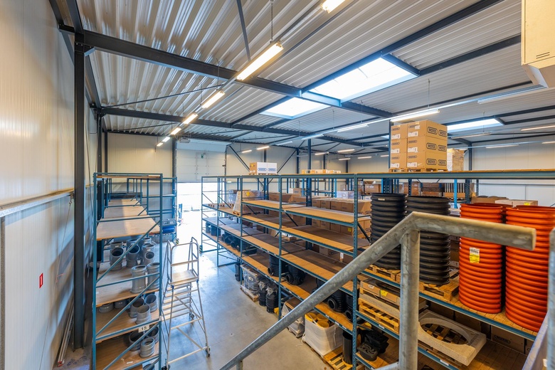 BedrijfsruimteaanSanderboutlaan 19 a<br/> inElsloo