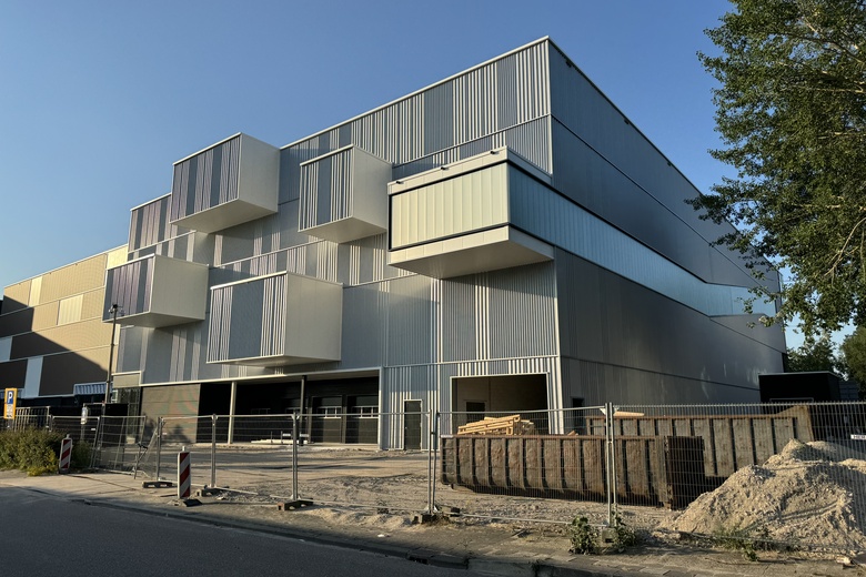 Bekijk foto 1 van Groningenweg 14