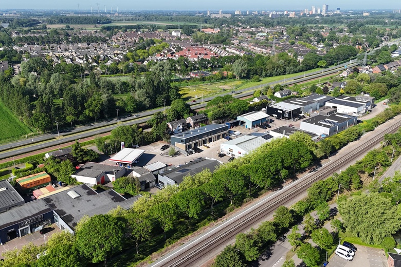 BedrijfsruimteaanAmbachtsstraat 9 c<br/> inPoortugaal
